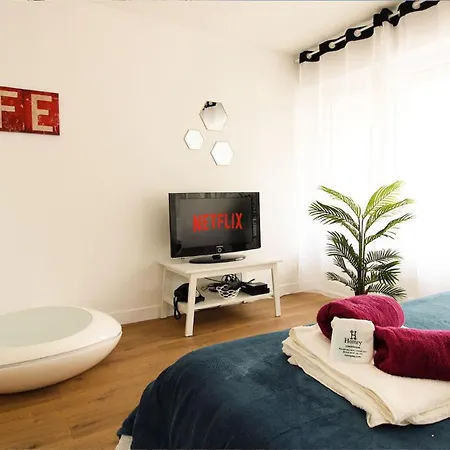 Homey Purity / New / Parking Gratuit / Proche Tram / Aux Portes De Geneve Apartment